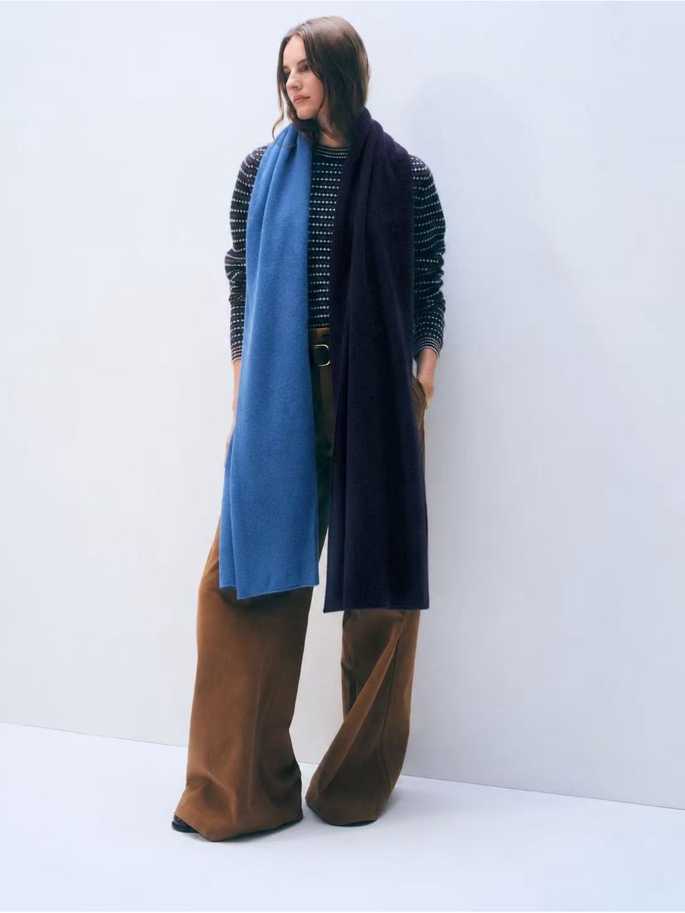 White + Warren Cashmere Colorblock Travel Wrap Deep Navy/Blue Canvas 4547TA